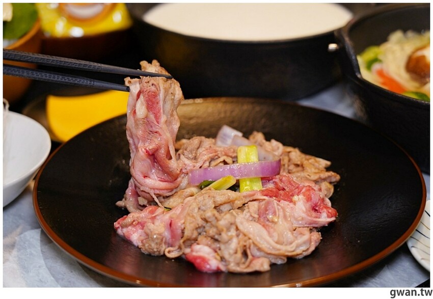 來自台南的人氣火鍋店,每月29號肉盤買一送一