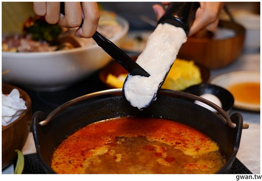 來自台南的人氣火鍋店,每月29號肉盤買一送一