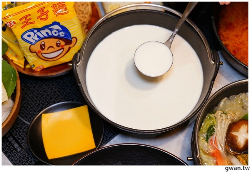 來自台南的人氣火鍋店,每月29號肉盤買一送一