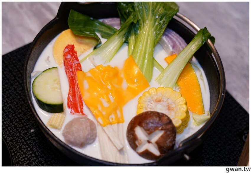 來自台南的人氣火鍋店,每月29號肉盤買一送一