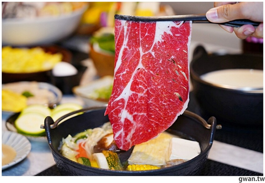 來自台南的人氣火鍋店,每月29號肉盤買一送一
