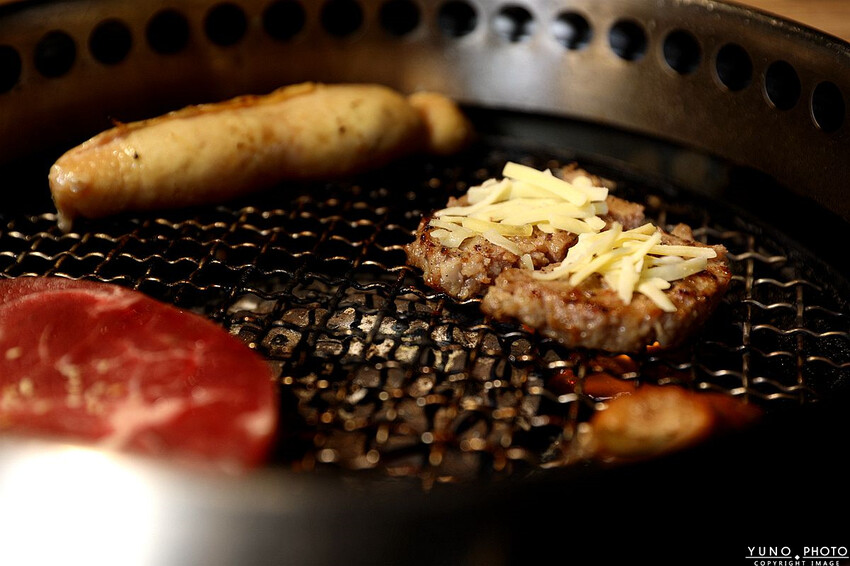 桃園市蘆竹區肉肉控的燒肉天堂!三種價位任你選只要NT$698起 啤酒暢飲 豪華海陸食材通通吃到飽