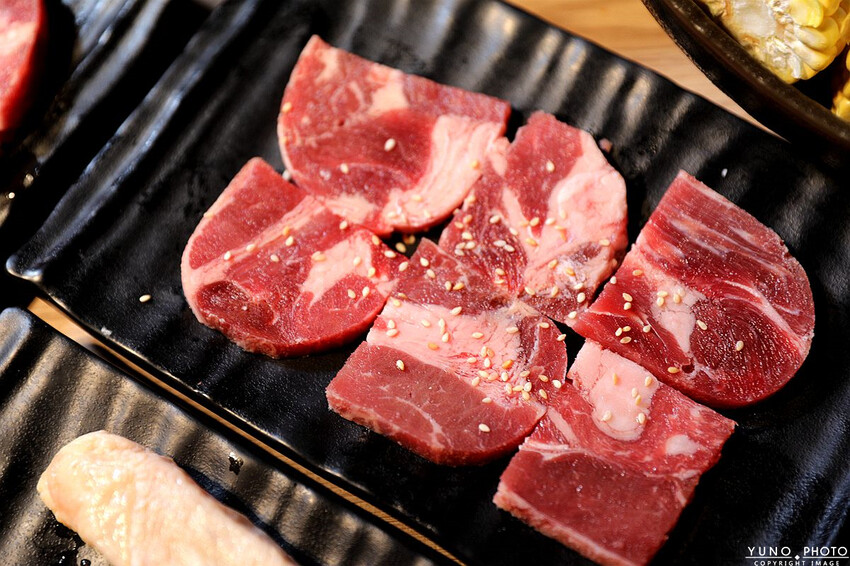 桃園市蘆竹區肉肉控的燒肉天堂!三種價位任你選只要NT$698起 啤酒暢飲 豪華海陸食材通通吃到飽