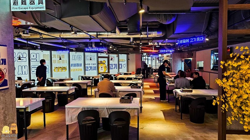 台北市松山區南京復興站新開幕韓式燒烤-本家選手村,韓系鮮肉桌邊幫你烤,超有特色調酒搭配試營運活動肉類買1送1