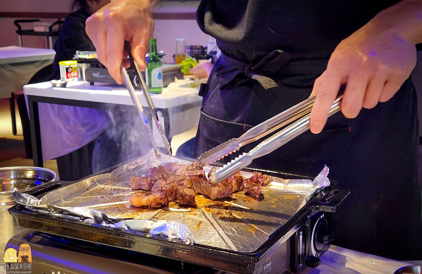 台北市松山區南京復興站新開幕韓式燒烤-本家選手村,韓系鮮肉桌邊幫你烤,超有特色調酒搭配試營運活動肉類買1送1