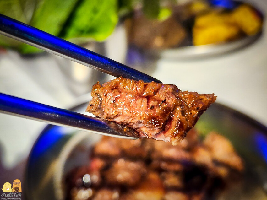 台北市松山區南京復興站新開幕韓式燒烤-本家選手村,韓系鮮肉桌邊幫你烤,超有特色調酒搭配試營運活動肉類買1送1