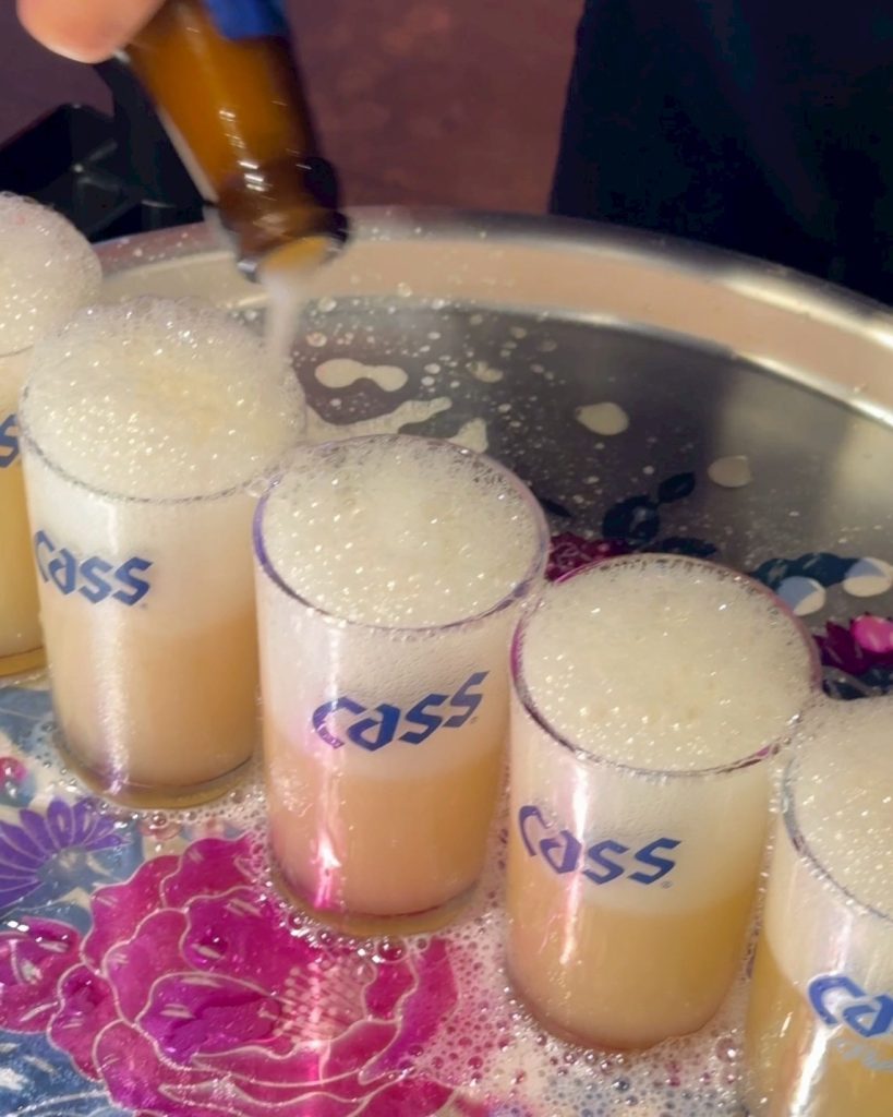 台北松山區道地韓式燒肉!本家選手村帥歐爸桌邊烤肉,小菜無限吃到飽。