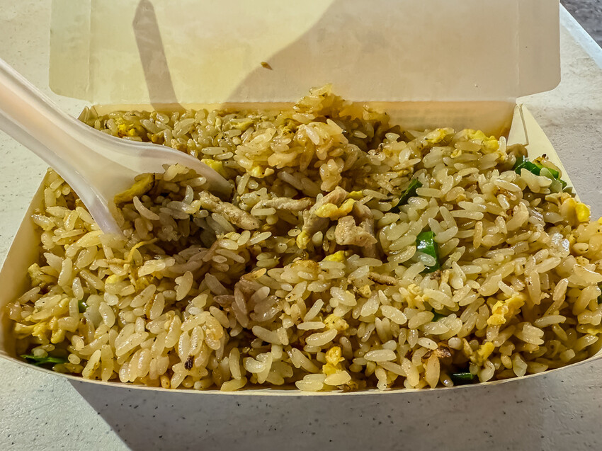 高雄市新興區六合夜市 – 光頭老闆鐵板炒飯