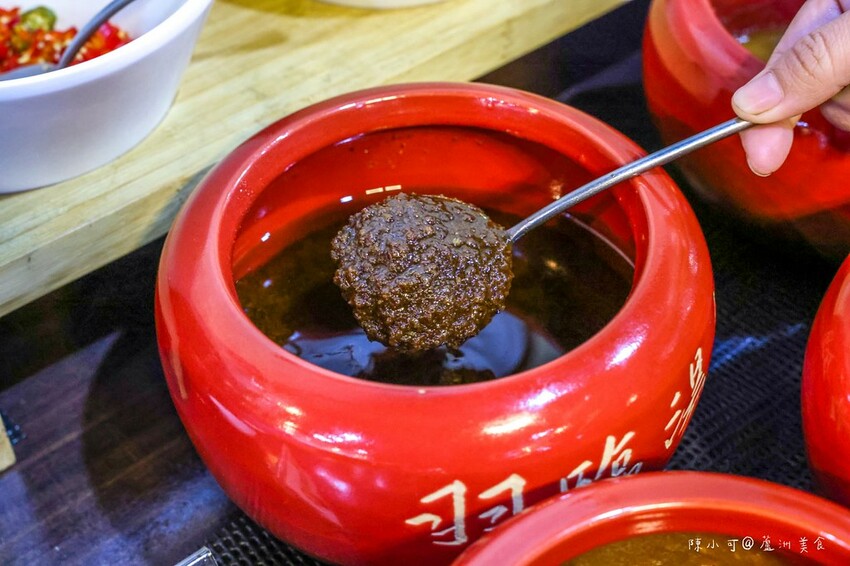 新北市蘆洲區【蘆洲火鍋推薦】羽臨創意湯鍋 主食自助吧吃到飽,一個人也能吃酸菜魚火鍋