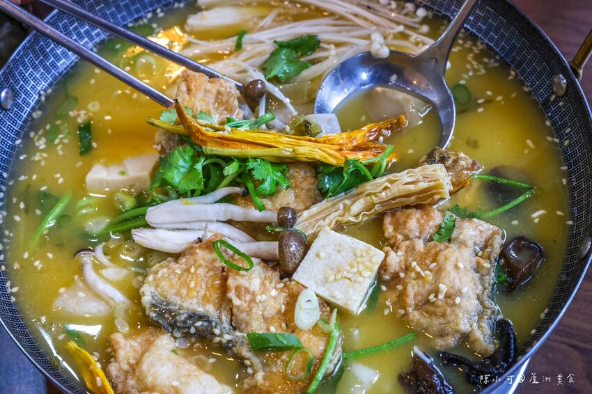 新北市蘆洲區【蘆洲火鍋推薦】羽臨創意湯鍋 主食自助吧吃到飽,一個人也能吃酸菜魚火鍋