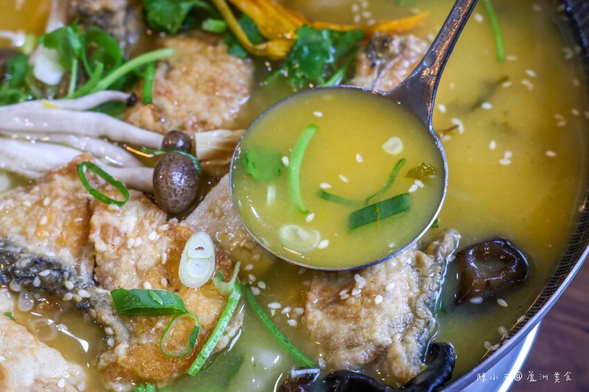 新北市蘆洲區【蘆洲火鍋推薦】羽臨創意湯鍋 主食自助吧吃到飽,一個人也能吃酸菜魚火鍋