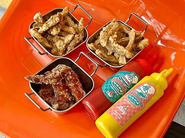 (高雄漢堡)好哇好哇美式餐館~純正夏威夷漢堡飯、酥脆卡滋經典 (高雄漢堡)好哇好哇美式餐館~純正夏威夷漢堡飯、酥脆卡滋經典