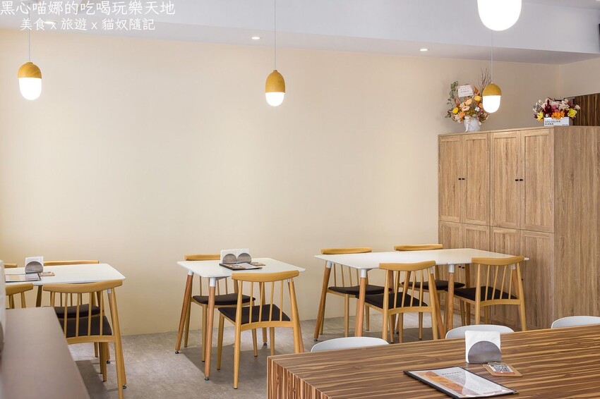 高雄左營︱GouGou吃炸雞　在炸雞主題咖啡廳吃滿滿炸物下午茶！　