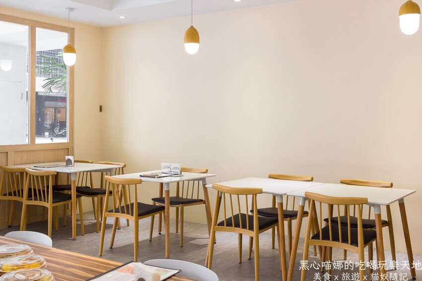 高雄左營︱GouGou吃炸雞　在炸雞主題咖啡廳吃滿滿炸物下午茶！　