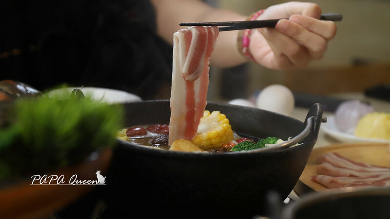 宜蘭縣五結鄉台中｜火鍋 饗點鍋 :$388元起就享蔬菜飲料吃到飽，讓人超嗨，痛風系海鮮盆是這樣