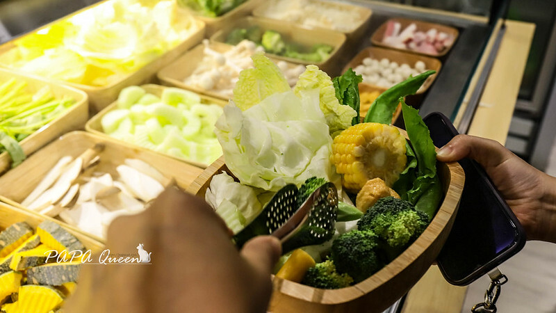 宜蘭縣五結鄉台中｜火鍋 饗點鍋 :$388元起就享蔬菜飲料吃到飽，讓人超嗨，痛風系海鮮盆是這樣