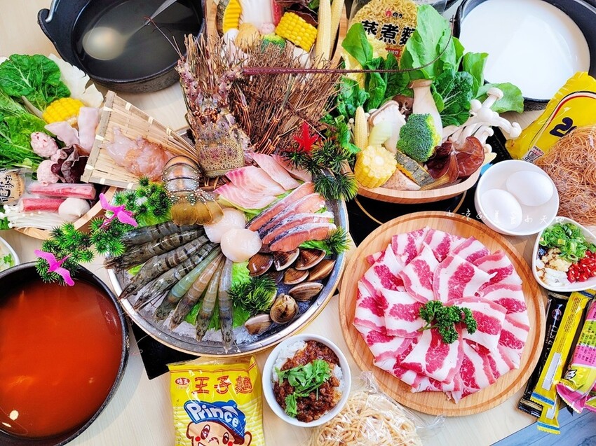 宜蘭縣五結鄉最低388元起！無限爽吃生熟食自助吧！超浮誇巨龍滿載海陸拼盤，35盎司大胃王肉盤，通通等你來挑戰！