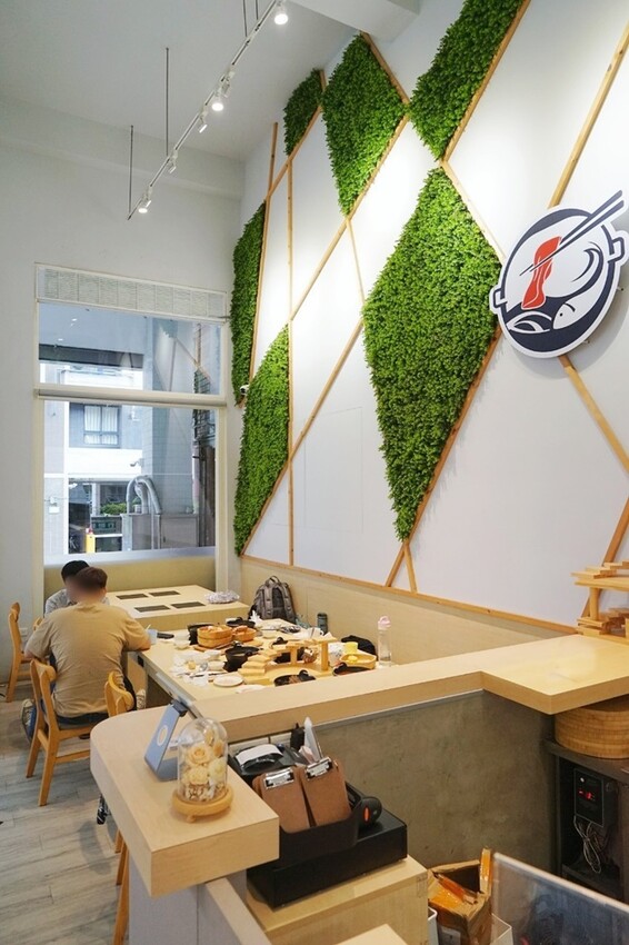 宜蘭縣五結鄉最低388元起！無限爽吃生熟食自助吧！超浮誇巨龍滿載海陸拼盤，35盎司大胃王肉盤，通通等你來挑戰！