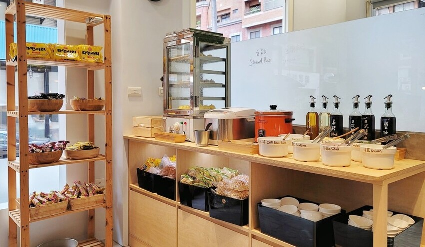 宜蘭縣五結鄉最低388元起！無限爽吃生熟食自助吧！超浮誇巨龍滿載海陸拼盤，35盎司大胃王肉盤，通通等你來挑戰！