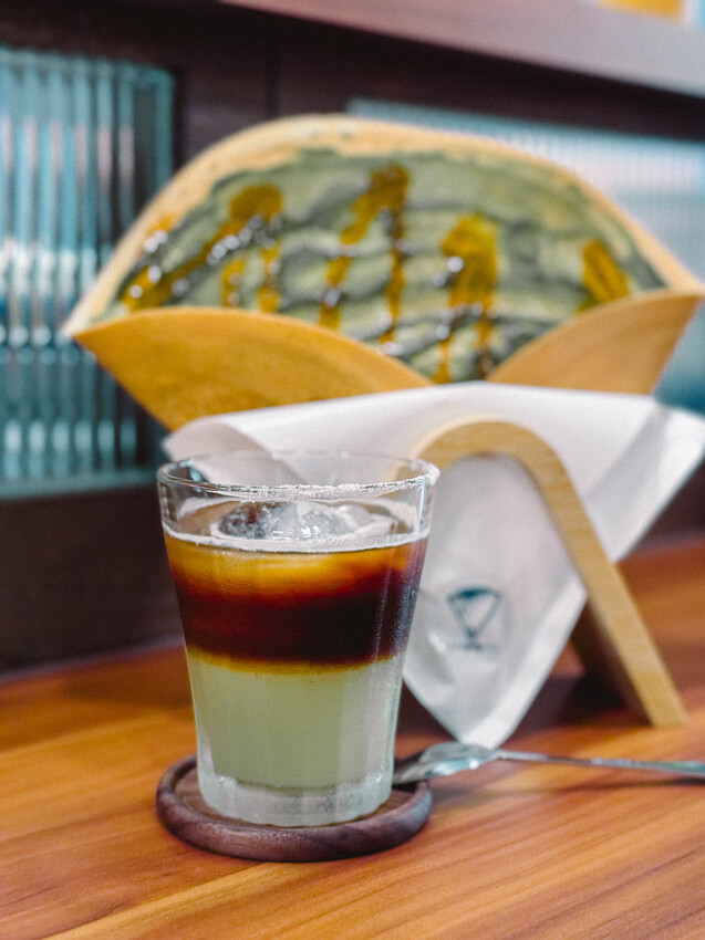 高雄市新興區高雄美食 – 卷季 x 昭和風可麗餅專賣