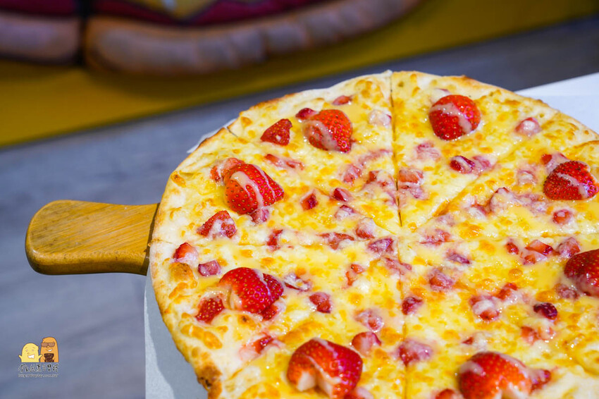 台北市松山區草莓季來了！台北1985窯烤披薩季節限定草莓pizza，酸甜口味加起司！幸福感滿滿