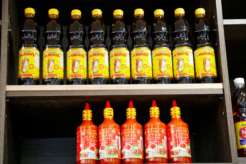 份量十足的南洋風味手作河粉．必點廣東雲吞包整尾蝦仁~政大少新越泰美食廚房-飲料無限暢飲