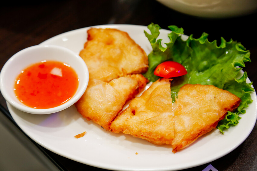 份量十足的南洋風味手作河粉．必點廣東雲吞包整尾蝦仁~政大少新越泰美食廚房-飲料無限暢飲