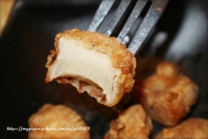 桃園市桃園區【孫東寶 台式牛排教父】桃園中山店~桃園牛排推薦 麻辣牛排新登場 經典牛排與麻辣醬料完美結合 每一口都是味蕾的極致享受