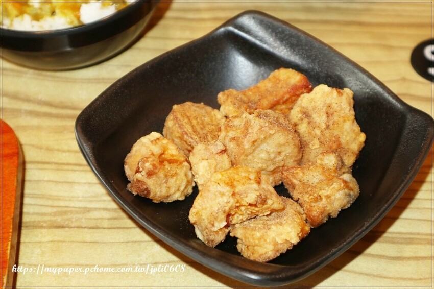 桃園市桃園區【孫東寶 台式牛排教父】桃園中山店~桃園牛排推薦 麻辣牛排新登場 經典牛排與麻辣醬料完美結合 每一口都是味蕾的極致享受