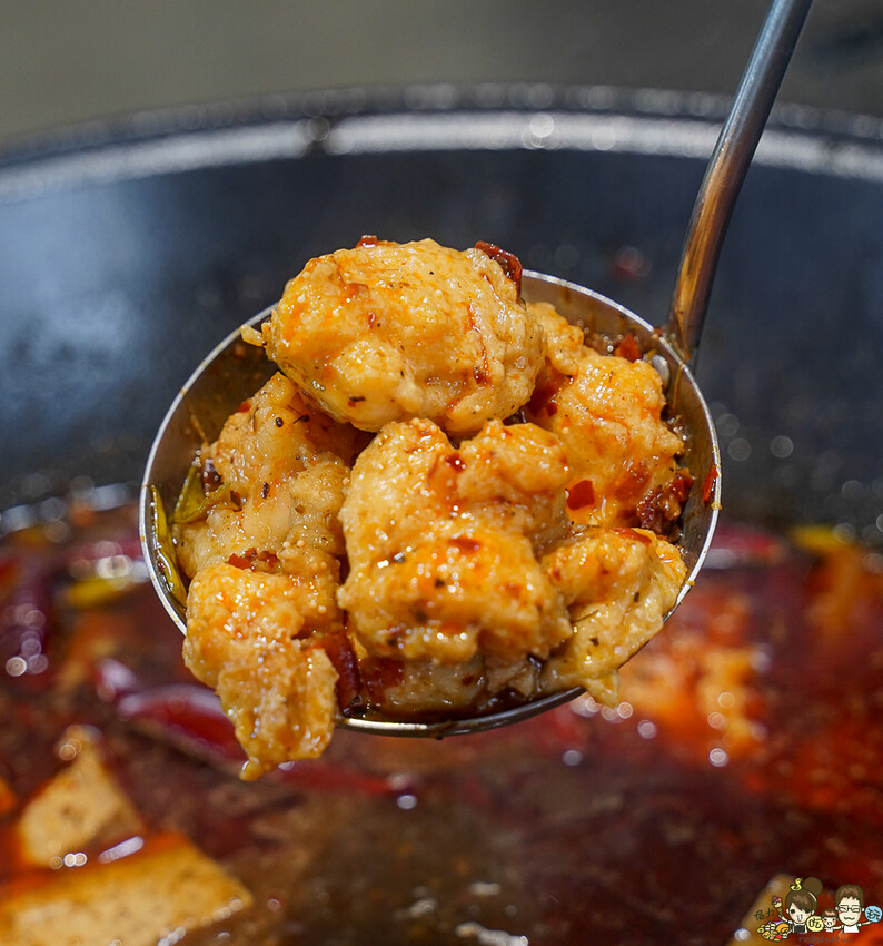 美術館 新潮的潮虎老火鍋，晚餐宵夜不孤單、六款特製湯頭、獨家虎氏功夫菜、三湯頭之賓士鍋 - 跟著尼力吃喝玩樂＆親子生活