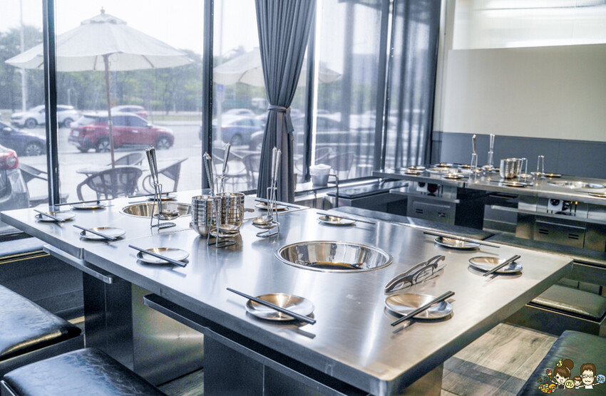 美術館 新潮的潮虎老火鍋，晚餐宵夜不孤單、六款特製湯頭、獨家虎氏功夫菜、三湯頭之賓士鍋 - 跟著尼力吃喝玩樂＆親子生活