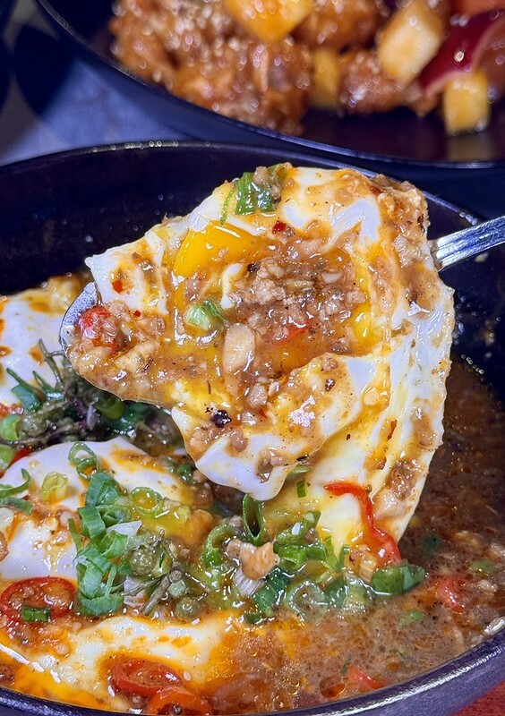 捷運中山站美食新亮點!「朝粥幫」暖呼呼砂鍋粥、創意中華料理必嚐