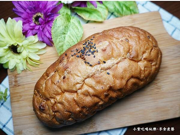 葡萄蔓越莓麵包-鮭魚葡萄 (2).jpg