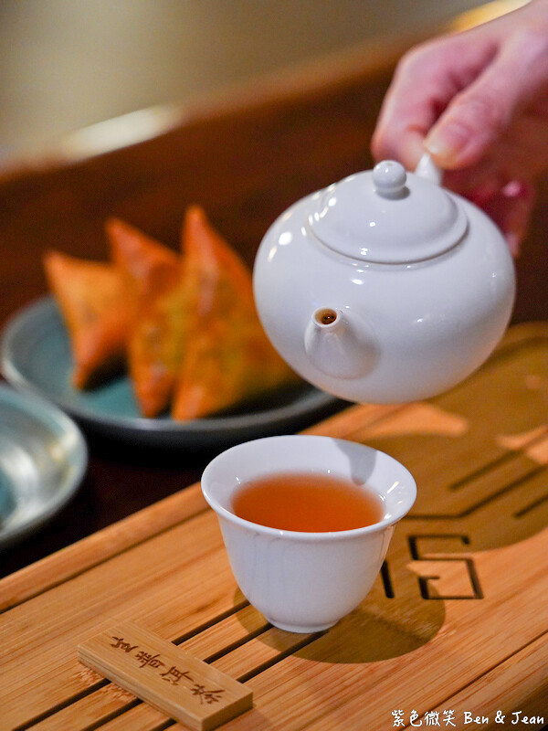 宜蘭礁溪酒吧新體驗！西江水坊禪意特色茶酒，享受品茗時光。