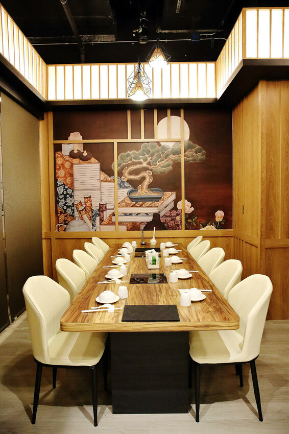 微風信義美食餐廳，韓吃一隻雞 微風信義店，有別於一般韓式餐廳