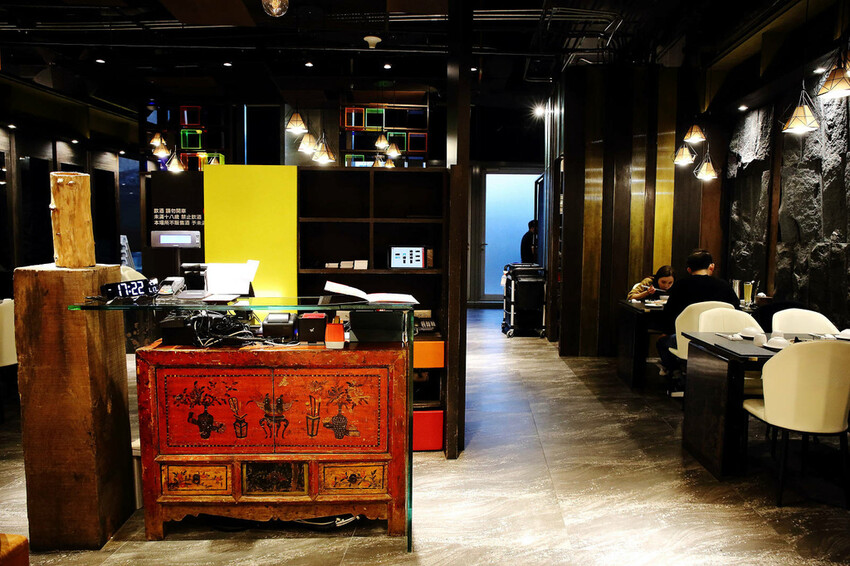 微風信義美食餐廳，韓吃一隻雞 微風信義店，有別於一般韓式餐廳