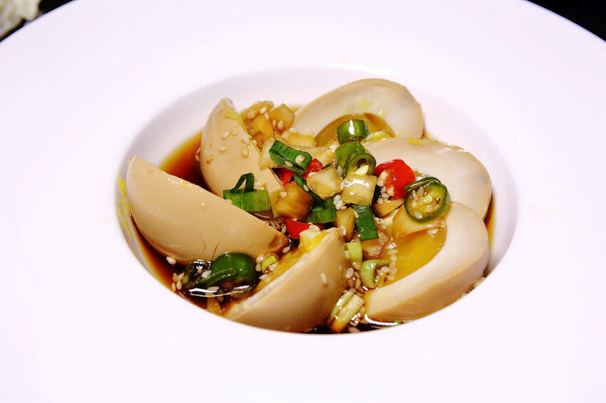 微風信義美食餐廳，韓吃一隻雞 微風信義店，有別於一般韓式餐廳