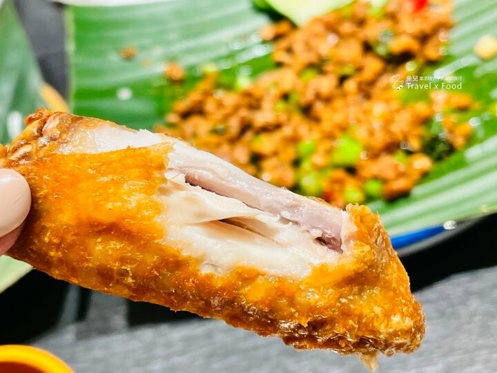 帕泰家Baan Phadthai（台茂店），承襲傳統料理精髓和堅持，連續六年榮獲米其林必比登推薦泰國餐廳，快約起來！ - 魚兒 x 牽手明太子的「視」界旅行