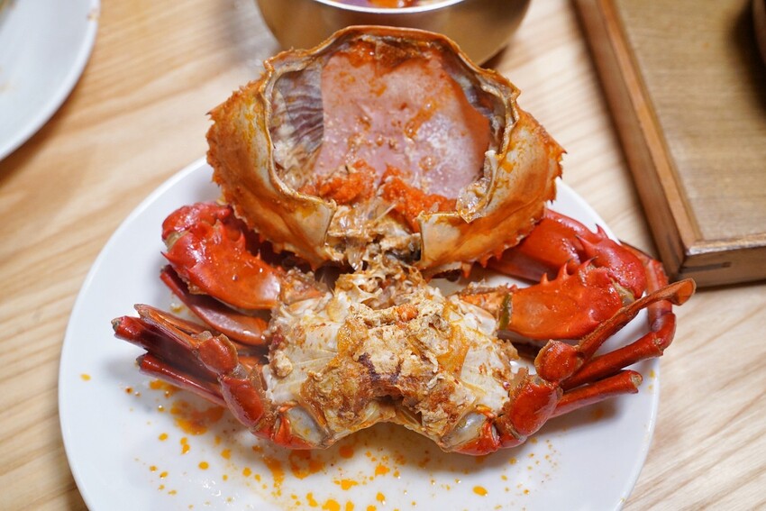 新竹高CP值韓式料理餐廳推薦!「太空總薯-韓式2號店」主打個人韓式定食套餐,另有四人套餐選擇,平日下午「辣炒年糕炒泡麵」買五送一,園區下午茶首選! - 阿華田的美食日記