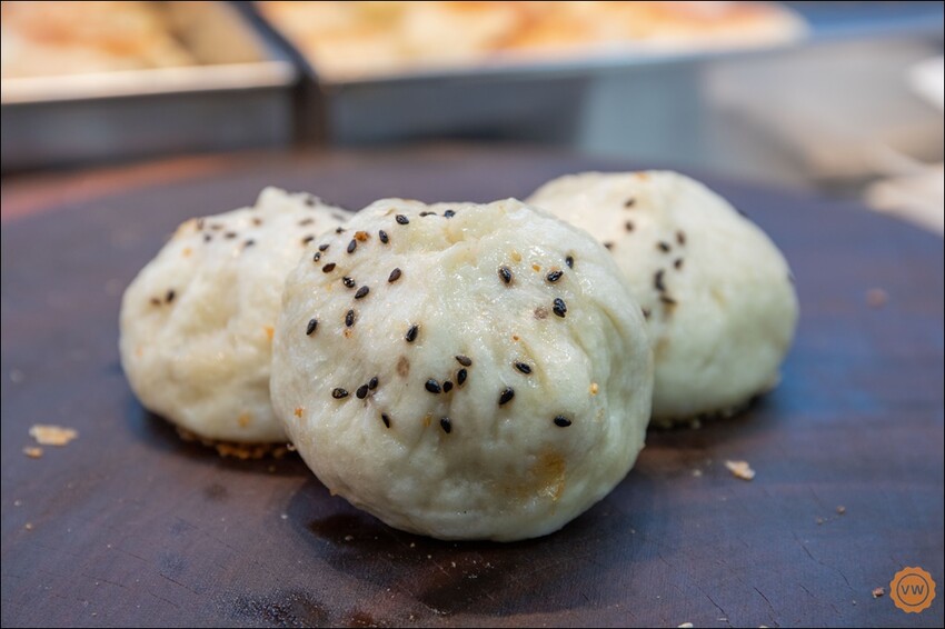 台中市西屯區台中美食│逢甲排隊美食：舞陽點心舖逢甲店 水煎包大餅