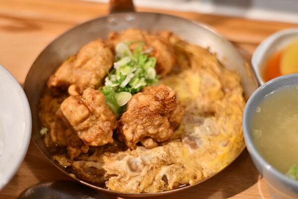 【台南中西區】歐野基 老丼直制所～超道地的日本丼飯專賣店，氛