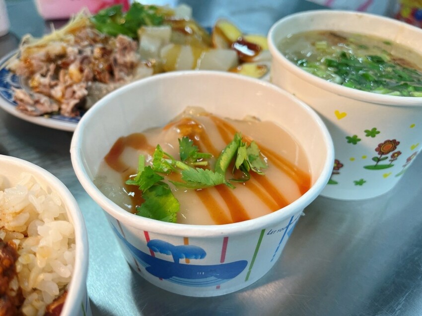 桃園市大溪區桃園大溪美食推薦—福記古早味米粉湯，一週只營業兩天而且一碗大骨米粉湯只要35元！？