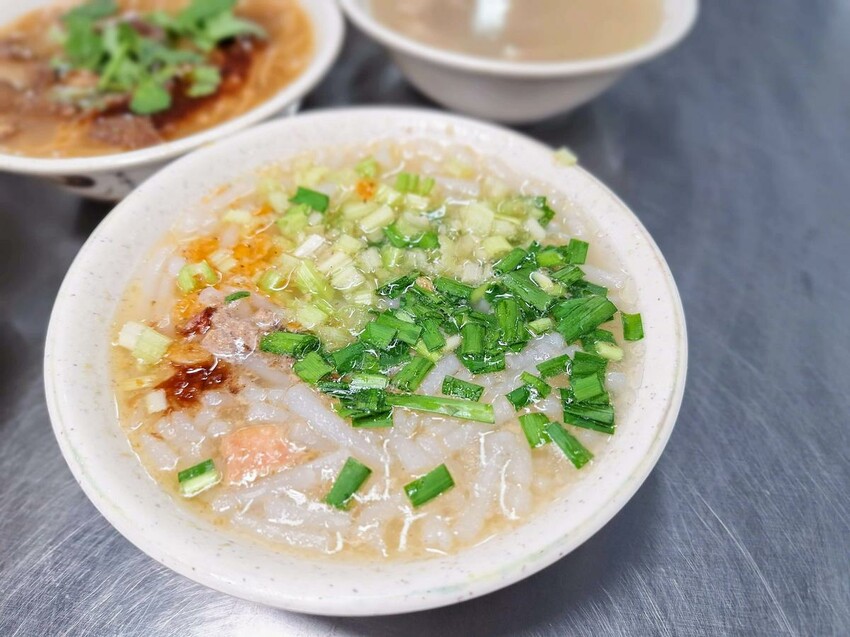 【美食】「福記古早味米粉湯」米粉湯、肉圓、肉燥飯、麵線，大溪
