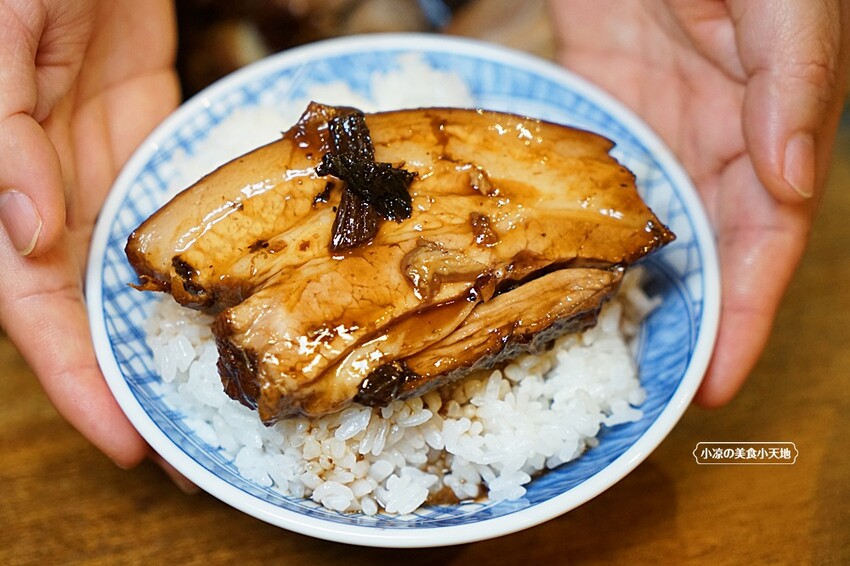 潘金蓮武大郎|藏匿巷弄的私廚料理,古早味辦桌手路菜融合異國風,迸出清爽不膩口的美味年菜,在地老饕的私宅口袋名單!!