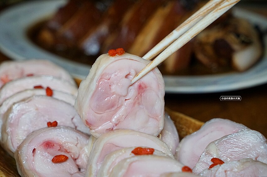 潘金蓮武大郎|藏匿巷弄的私廚料理,古早味辦桌手路菜融合異國風,迸出清爽不膩口的美味年菜,在地老饕的私宅口袋名單!!