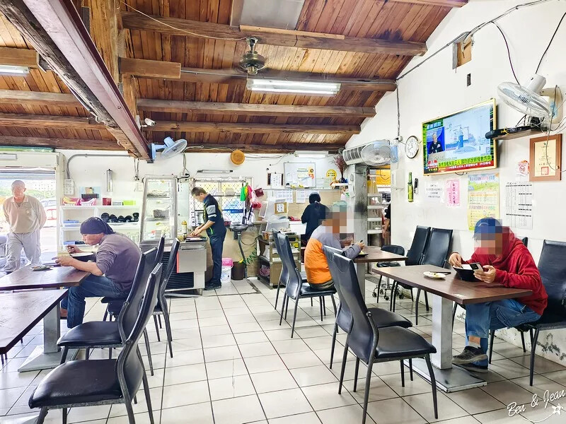 宜蘭縣三星鄉宜蘭三星鄉》阿鳳牛肉麵 價位平實CP值高,順遊幸福候車亭泡免費溫泉足湯