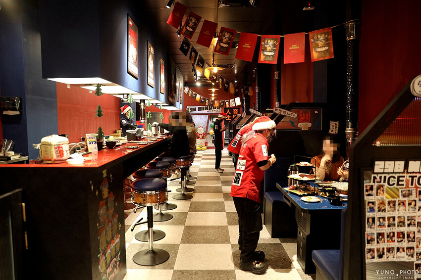 台中市東區燒肉控集合!摩登搖滾日式炭火直烤燒肉餐廳 專人代烤超適合情侶約會 包廂團體聚會|298 Nikuy燒肉台中復興