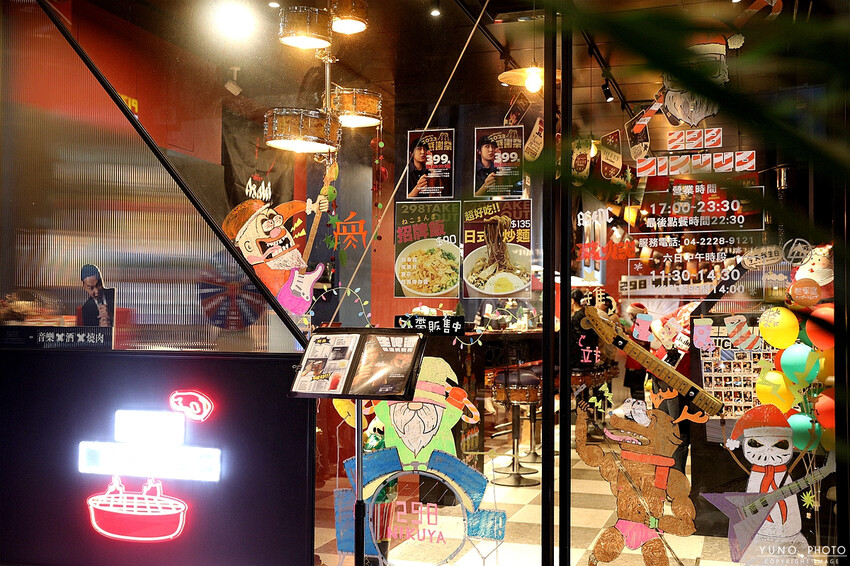 台中市東區燒肉控集合!摩登搖滾日式炭火直烤燒肉餐廳 專人代烤超適合情侶約會 包廂團體聚會|298 Nikuy燒肉台中復興