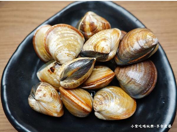 雲林鮮蛤蜊-昭和園蘆洲店 (1).jpg