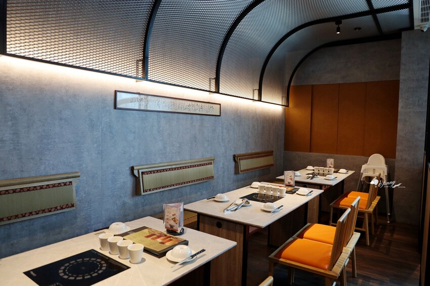 台北市信義區象山站 | 無老鍋信義店 全新複合式店型「鴛鴦鍋配手搖茶飲」8秒涮和牛 獨家甜點白糖粿 道道精彩